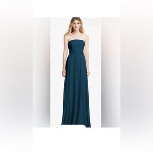 New After Six bridesmaid dress. Never worn excellent condition. Size 22W